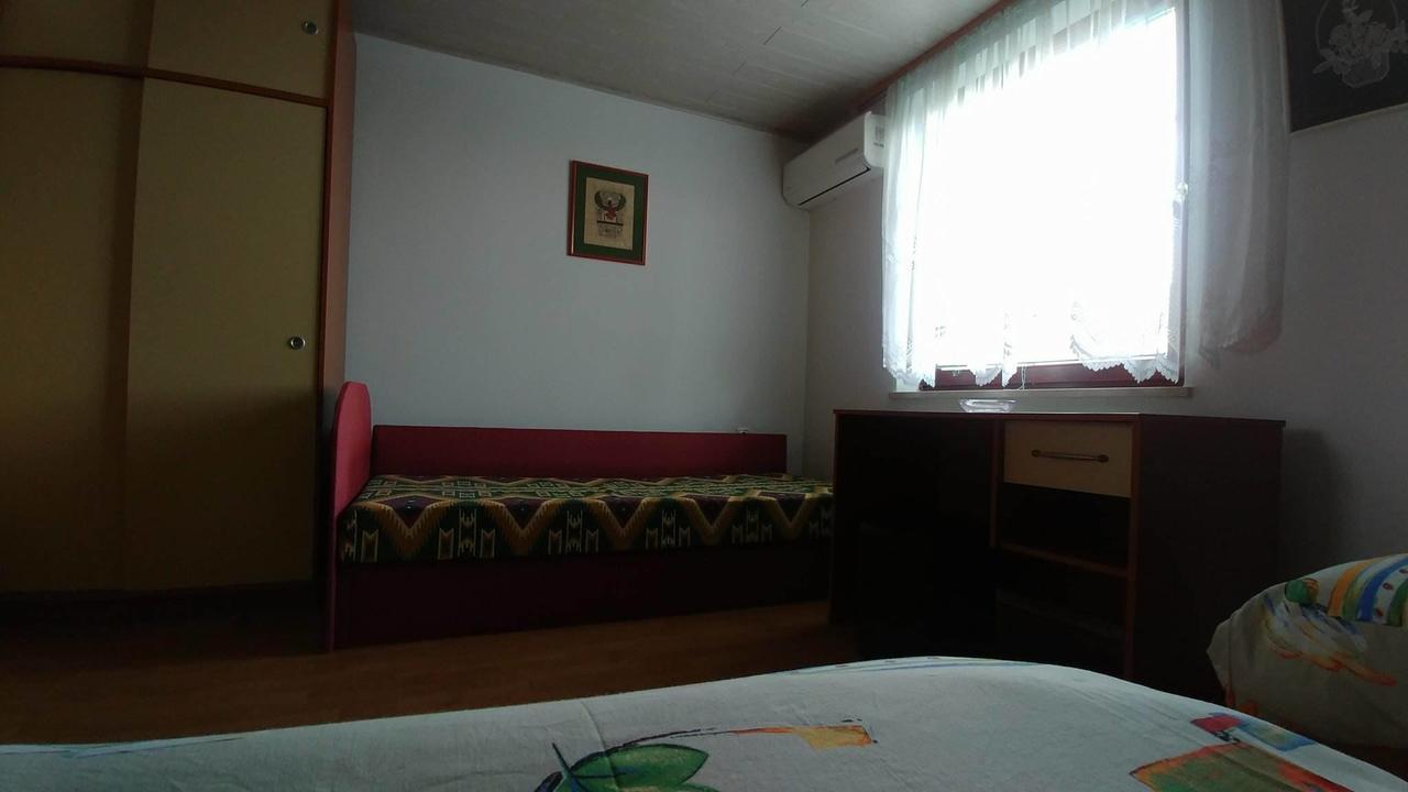 Bed&Breakfast Zilje Vinica Esterno foto