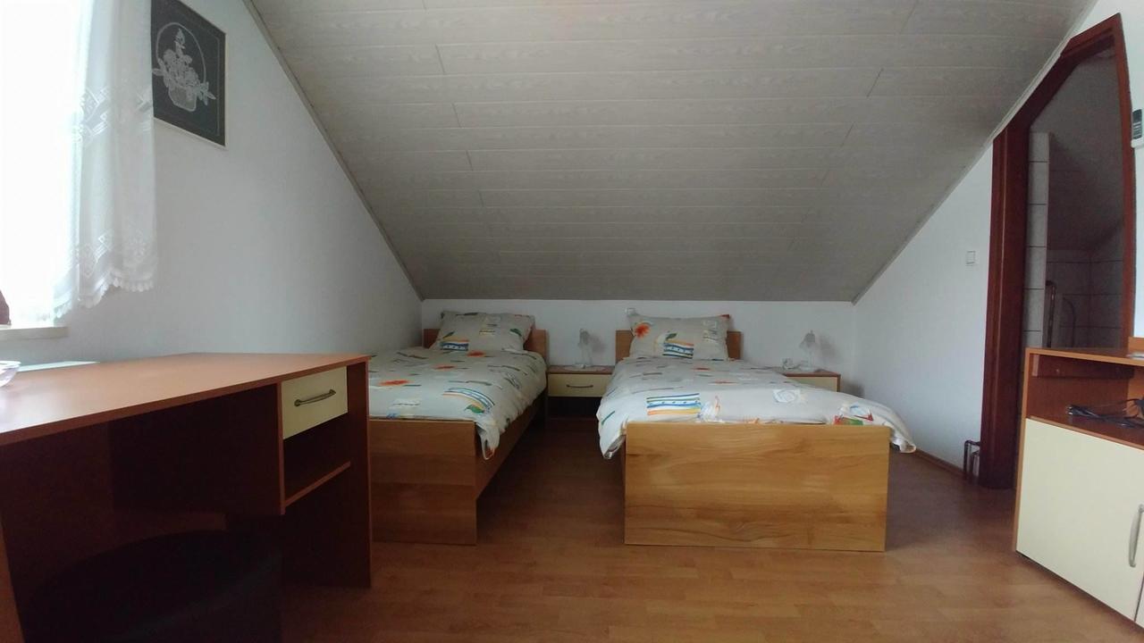Bed&Breakfast Zilje Vinica Esterno foto